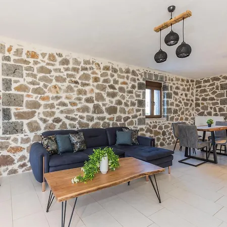 Raise Polydrosos Alpine Escape Apartment Exterior photo