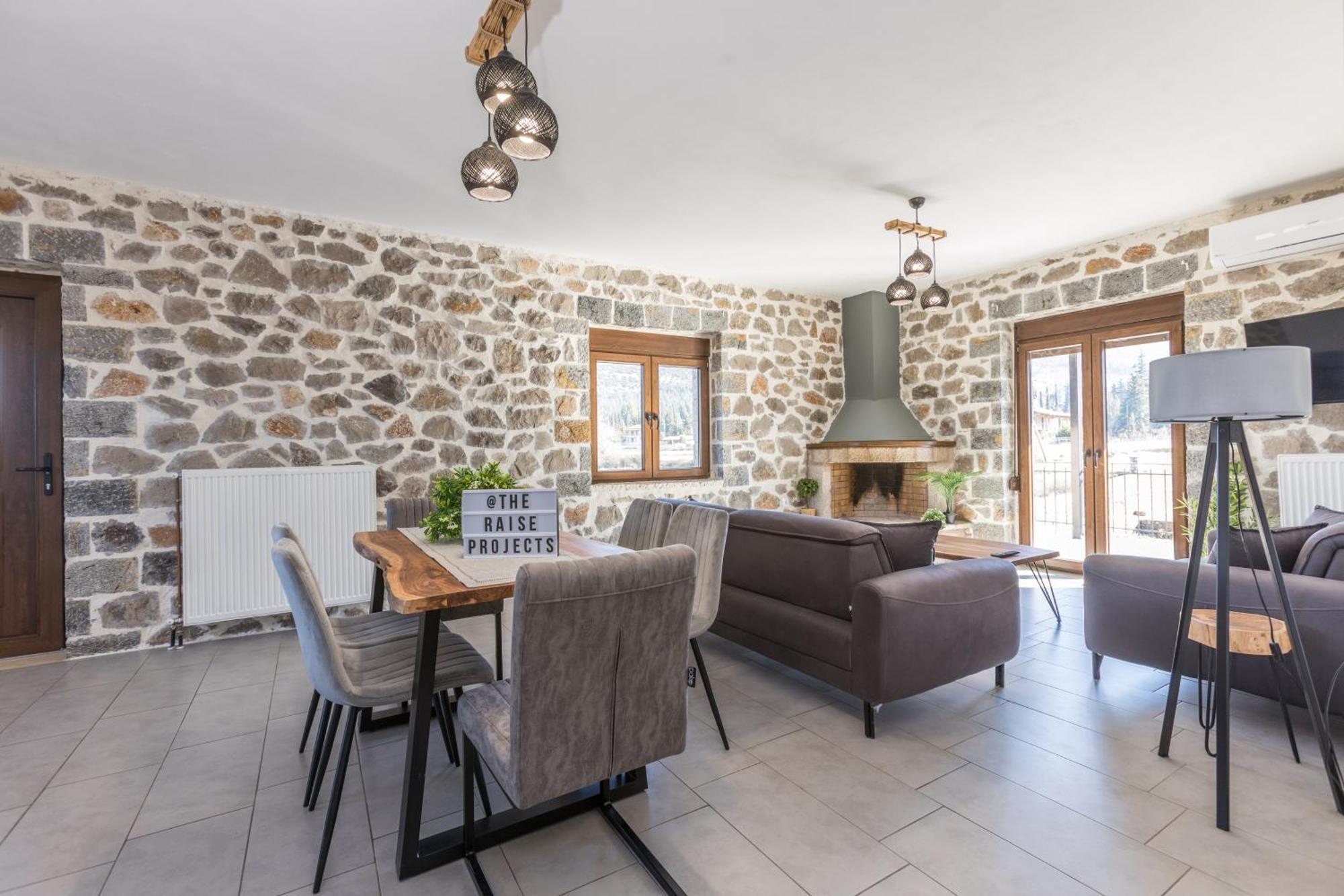 Raise Alpine Escape Apartment Polydrosos